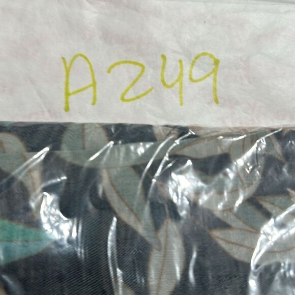 LAUREN CONRAD FLUTTER SLEEVE SPLIT BACK HI LOW BLOUSE TOP SMALL FLORAL FAIRY - Picture 13 of 13